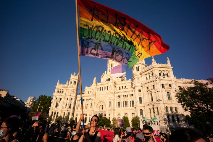 Manifestantes en Madrid durante la marcha del Orgullo. 