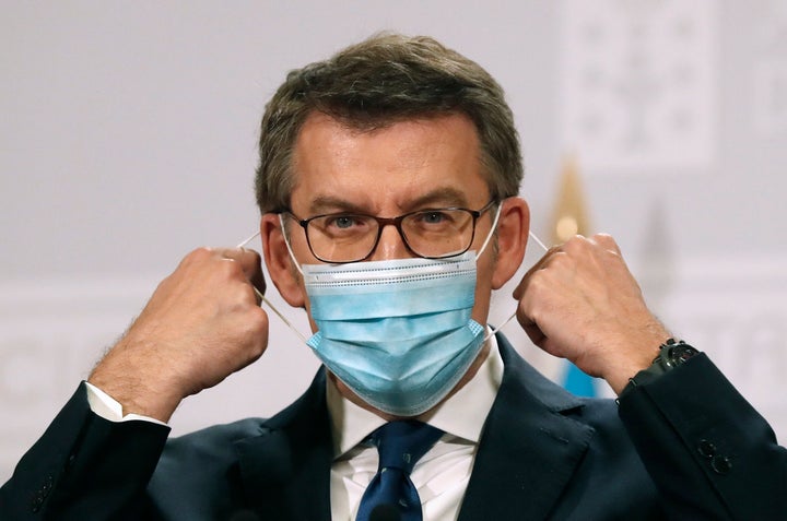 El presidente de la Xunta de Galicia, Alberto Núñez Feijóo, tras una rueda de prensa.