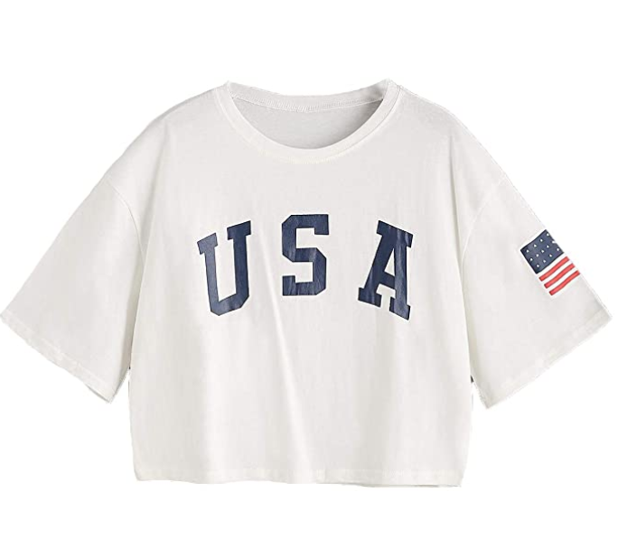 Family wears Old Navy T-shirts every July 4th for 20 years