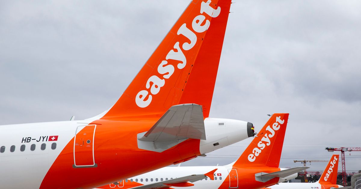 easyjet-considers-cutting-pilot-jobs-and-closing-bases-huffpost-uk-news