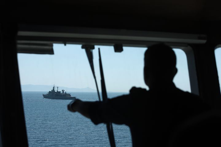 Άσκηση του Πολεμικού Ναυτικού στον Αργοσαρωνικό, με τη συμμετοχή 4 πλοίων: των πλοίων Γενικής Υποστήριξης "Άτλας" και "Ηρακλής", της φρεγάτας "Αιγαίο" και της πυραυλάκατου "Ρίτσος", την Πέμπτη 2 Ιουλίου 2020. Κύριος στόχος της άσκησης είναι η ανάδειξη των δυνατοτήτων των δύο νέων πλοίων Γενικής Υποστήριξης ("Άτλας" και "Ηρακλής"), τα οποία εντάχθηκαν πρόσφατα στη δύναμη του ελληνικού Στόλου. (EUROKINISSI/ΒΑΣΙΛΗΣ ΡΕΜΠΑΠΗΣ)