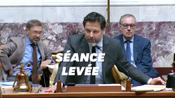 À cause du remaniement, l’Assemblée doit s’arrêter en pleine