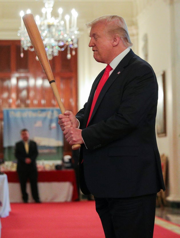 Photoshop Battle Over Donald Trump Baseball Bat Photo Is A Home Run Huffpost