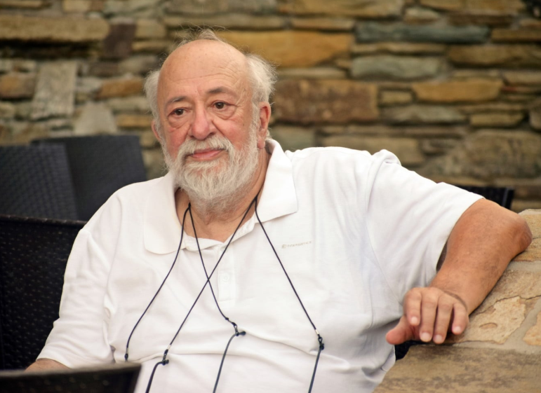 Παντελής Βούλγαρης