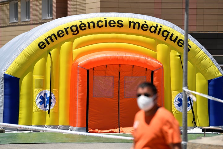 Hospital de emergencia en Lleida.