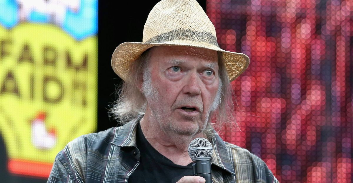 Neil Young Taunts Donald Trump With New Song Suggestion For Next Rally ...