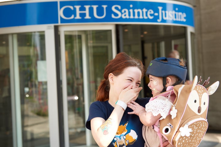 La petite Charlie est hospitalisée sans interruption depuis mai 2018 en raison d'une malformation cardiaque.