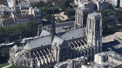 Macron convaincu qu’il faut reconstruire la flèche de Notre-Dame à
