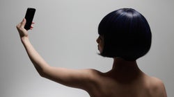 Pourquoi les nudes sont (aussi) une forme de “self