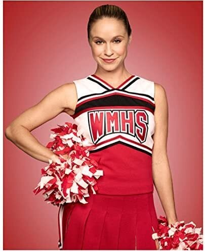 Becca Tobin fue Kitty Wilde entre 2012 y 2015.