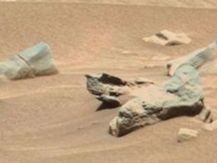 «Κυνηγός εξωγήινων» ισχυρίζεται ότι εντόπισε κατάλοιπα αρχαίου κινητήρα στον Αρη