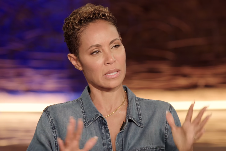 Jada Pinkett durante su intervención en su programa 'Red Table Talk'.