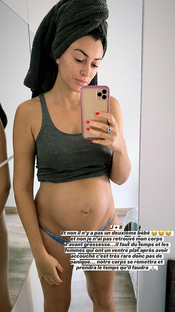 Rachel Legrain Trapani Devoile Son Ventre Une Semaine Apres Son Accouchement Le Huffington Post Life Rachel Legrain Trapani Devoile Son Ventre Une Semaine Apres Son Accouchement Le Huffington Post Life