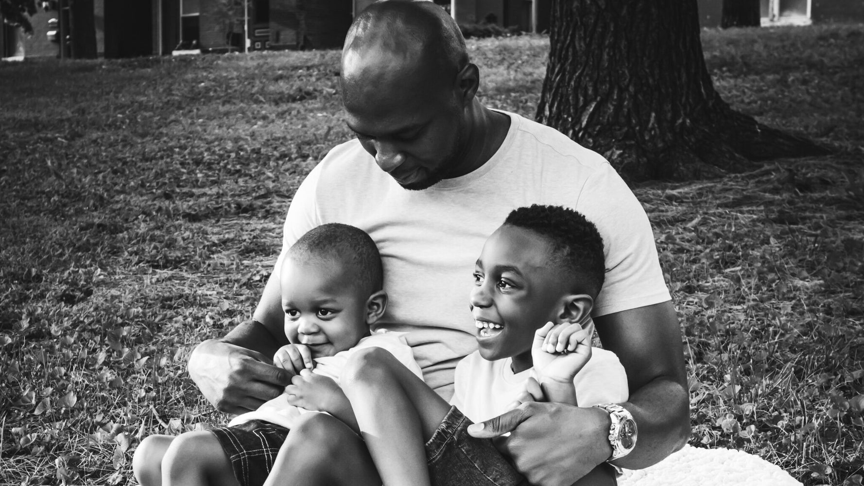 Doting Black Dads on NBA Finals Stage Are Challenging Stereotype – NBC Boston