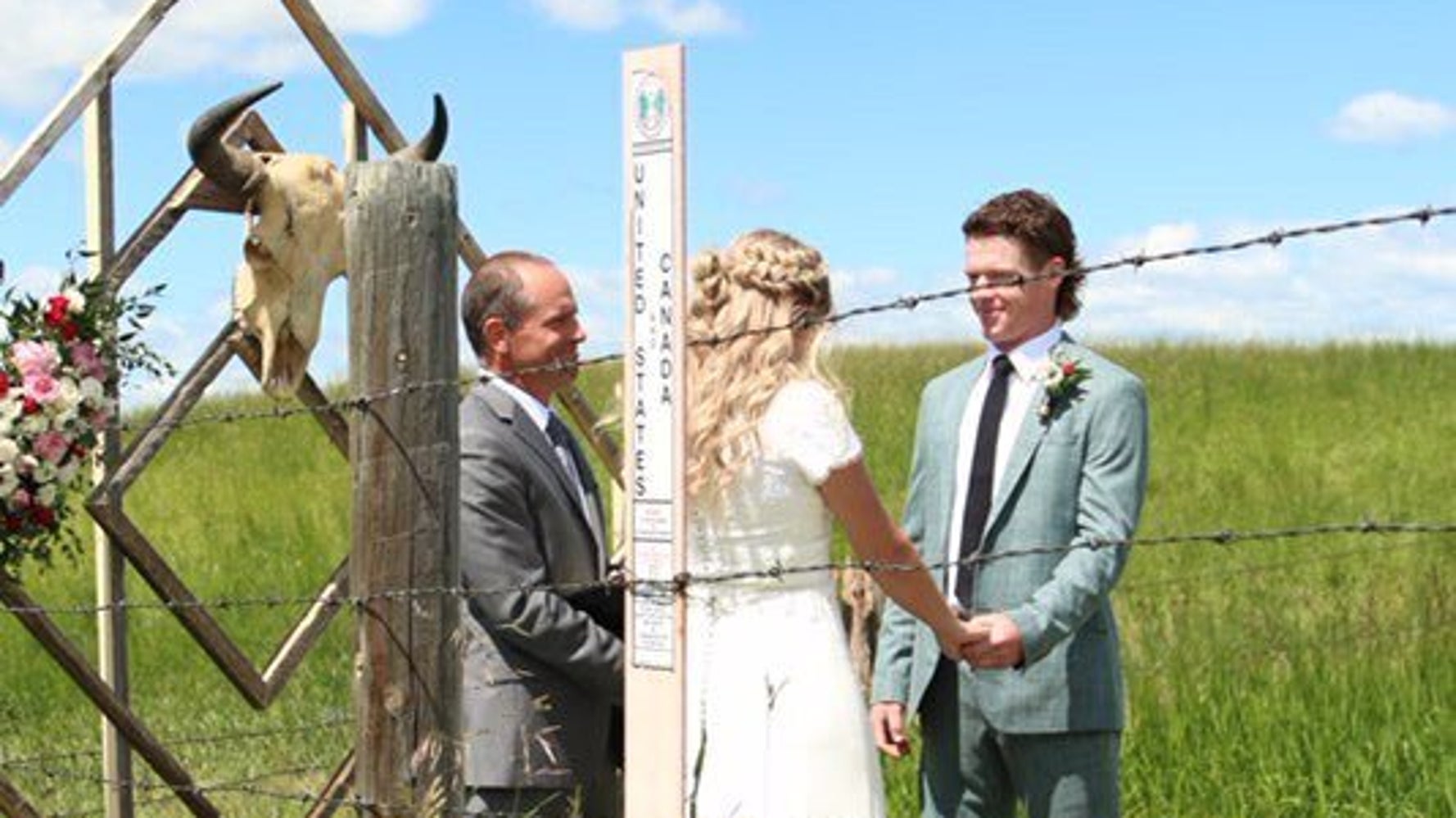 Separated By The Pandemic, This Couple Got Married At The Canada-U.S ...