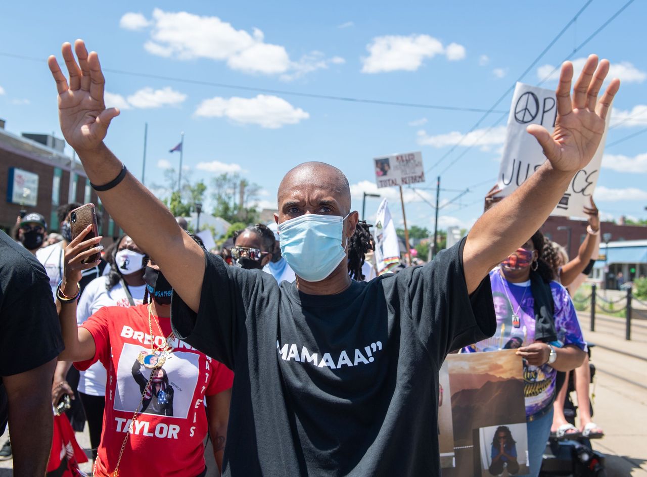 The National Mother's March in St. Paul, Minnesota, on Sunday. Researchers have found that high-profile cases of police brutality can reduce the frequency of 911 calls, especially in Black neighborhoods.