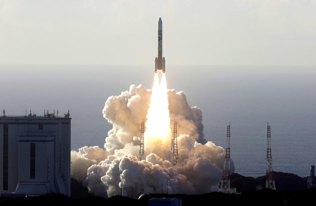 H2aロケット 中東初の火星探査機 ホープ の打ち上げに成功 若田光一さんも 感動の大きさ実感 と祝福 ハフポスト H2aロケット 中東初の火星探査機 ホープ の打ち上げに成功 若田光一さんも 感動の大きさ実感 と祝福 ハフポスト
