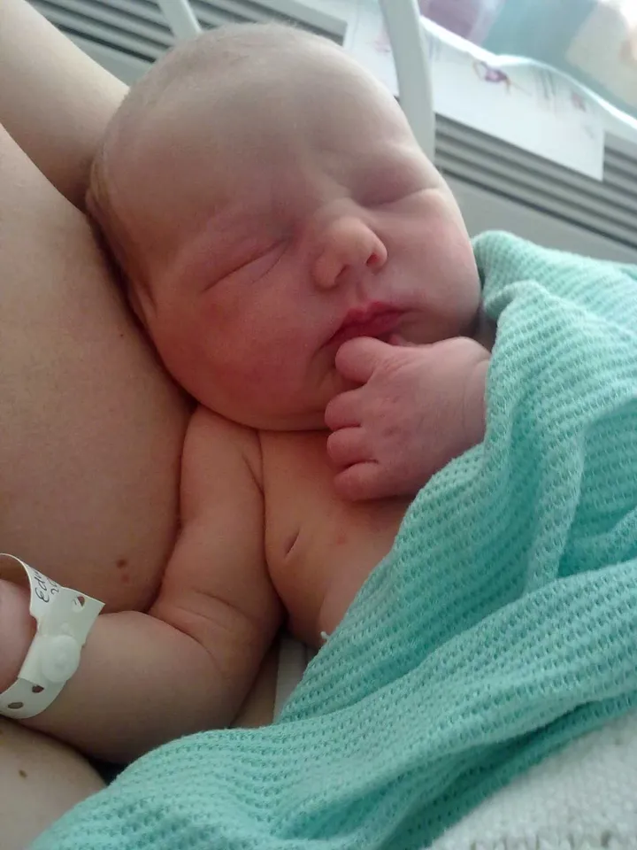 My Painful Headache After Giving Birth Was Actually A Spinal Bleed Huffpost Uk Parents