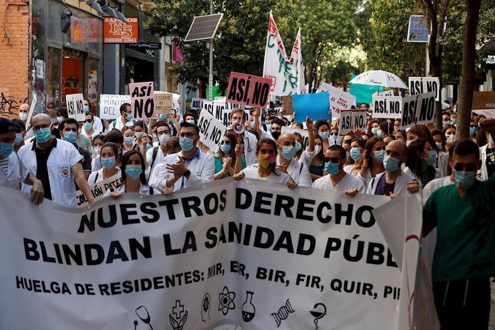 Manifestantes MIR en Madrid reclamando sus derechos laborales.