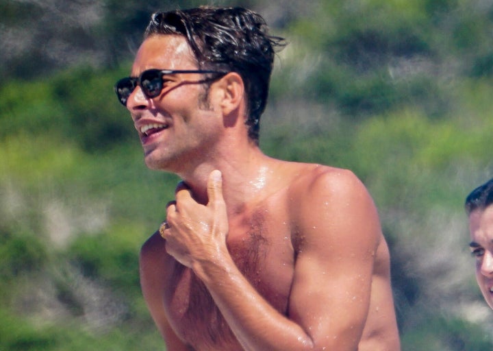 El modelo Jon Kortajarena de vacaciones en Ibiza.