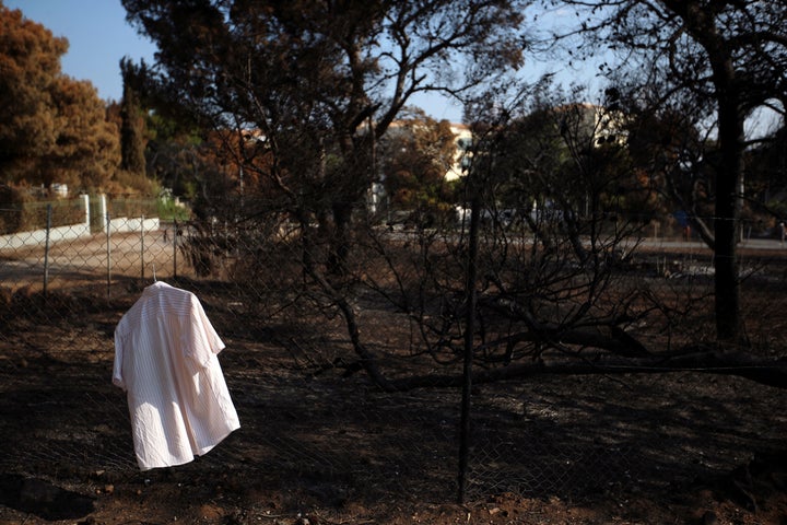 Μάτι, 1 Αυγούστου 2018. Δέκα ημέρες μετά τις καταστροφικές φωτιές. 