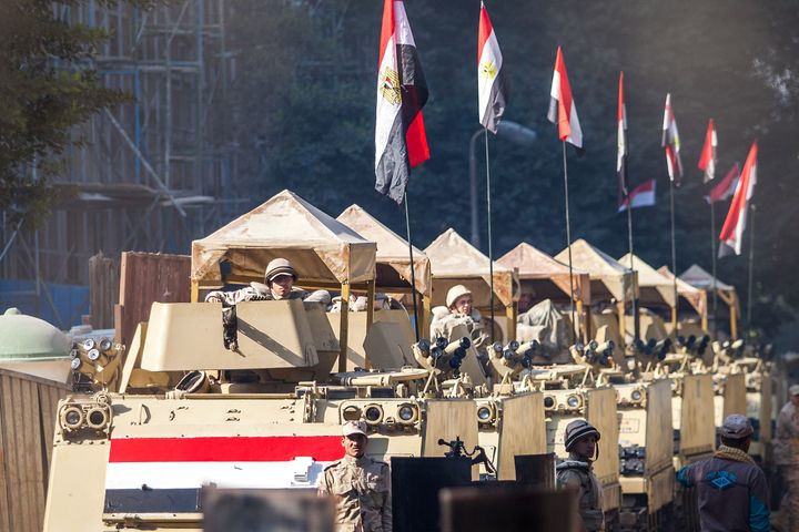 Στρατός στο Κάιρο (2015)