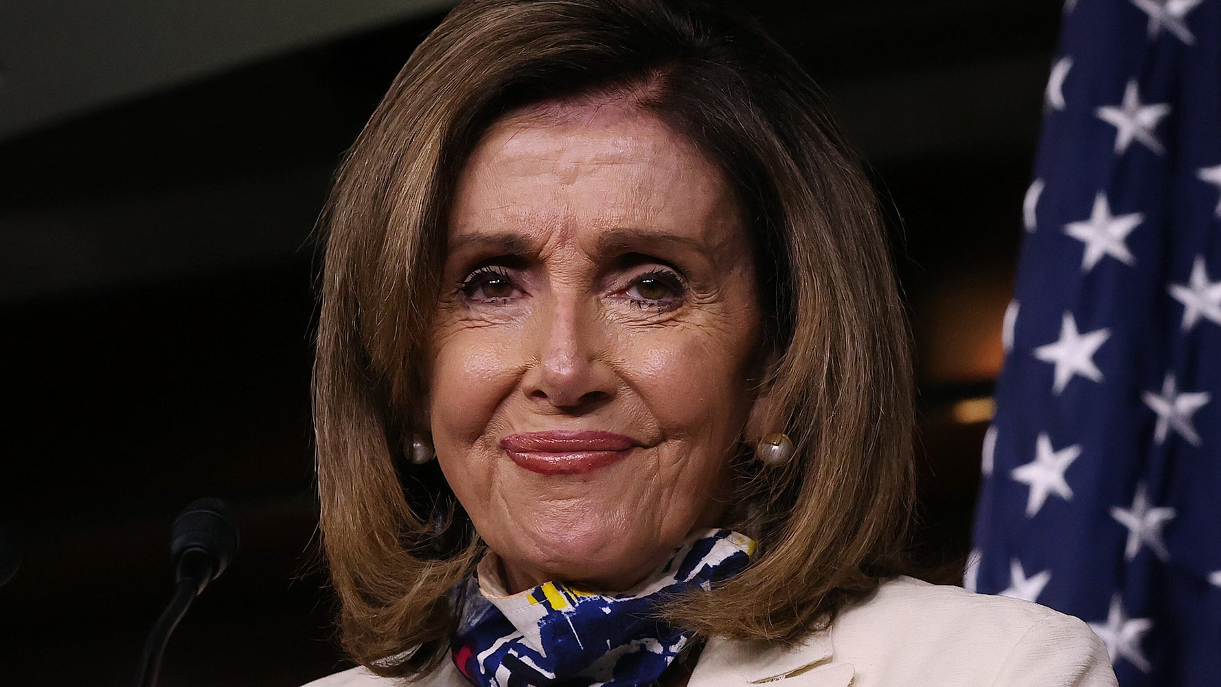 Nancy Pelosi Rips Donald Trump With Damning New Name For The Coronavirus News Akmi