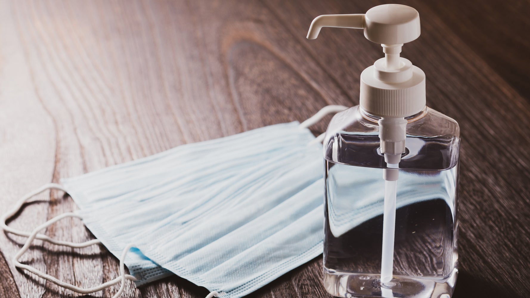 Masques, gel, tests... Combien le coronavirus nous coûte au quotidien | Le Huffington Post LIFE
