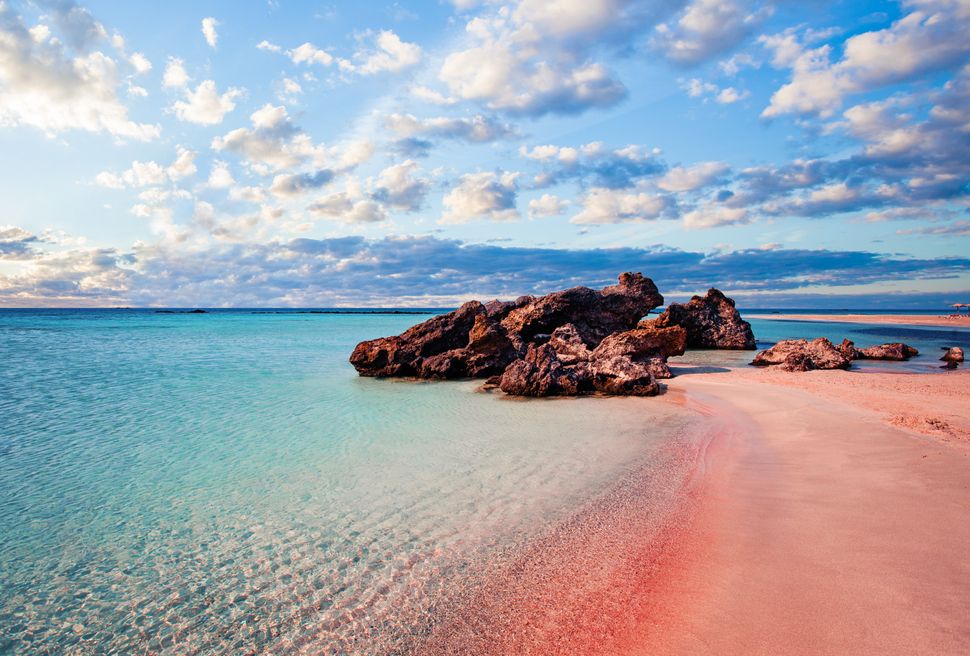  Η ροζ άμμος στο Ελαφονήσι της Κρήτης 