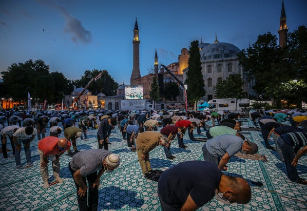 (Photo by Emrah Yorulmaz/Anadolu Agency via Getty Images)
