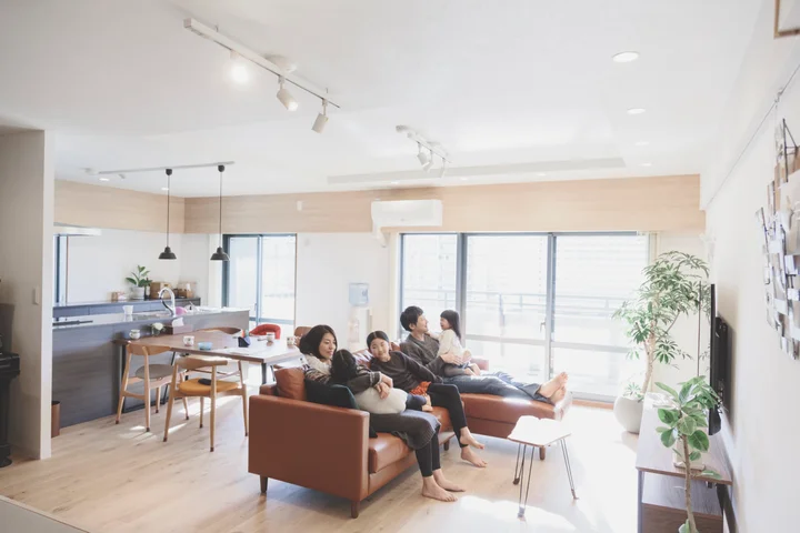 ダクトレールを活用しよう おしゃれで便利なインテリアアイテム10選 ハフポスト Life ダクトレールを活用しよう おしゃれで便利なインテリアアイテム10選 ハフポスト Life