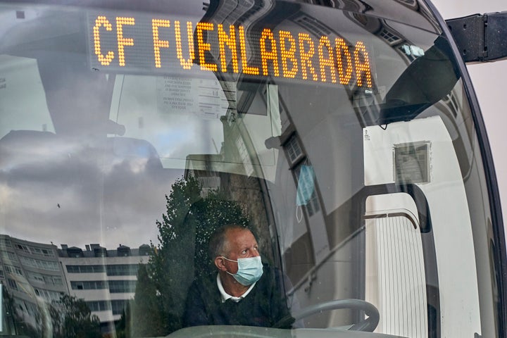 Autobús del Fuenlabrada el 20 de julio de 2020 en A Coruña (Jose Manuel Alvarez/Quality Sport Images/Getty Images).