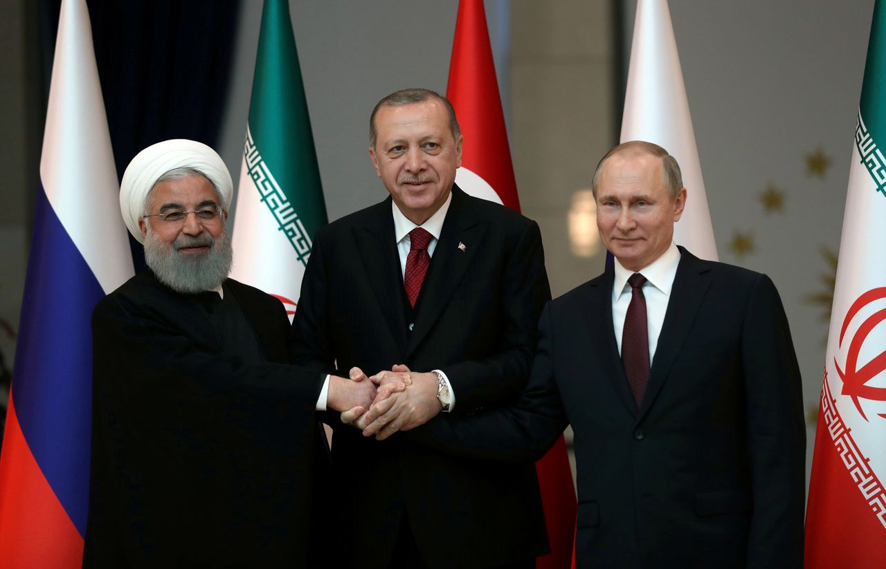 Φωτογραφία αρχείου: Ο πρόεδρος του Ιράν, Hassan Rouhani of Iran, μαζί με τον Ερντογάν και τον Πούτιν.