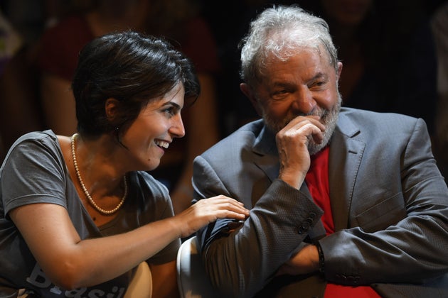Vice de Fernando Haddad (PT) em 2018, Manuela d'Ávila (PCdoB) deve contar com apoio de Lula...