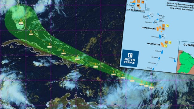 Meteo Les Antilles Francaises En Vigilance Orange A Cause D Une Tempete Tropicale Le Huffpost