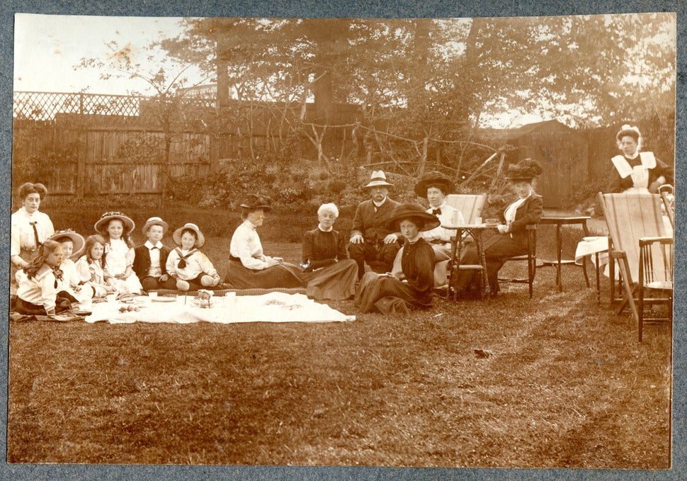 Vintage photograph of a group of edwardians having a picnic, around 1900 to 1910