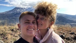 Me encanta que me aten en la cama para olvidar mi