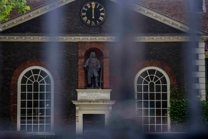 The Sir Robert Geffrye statue at the entrance of the The Museum of the Home on Kingsland Road, Hackney, London.