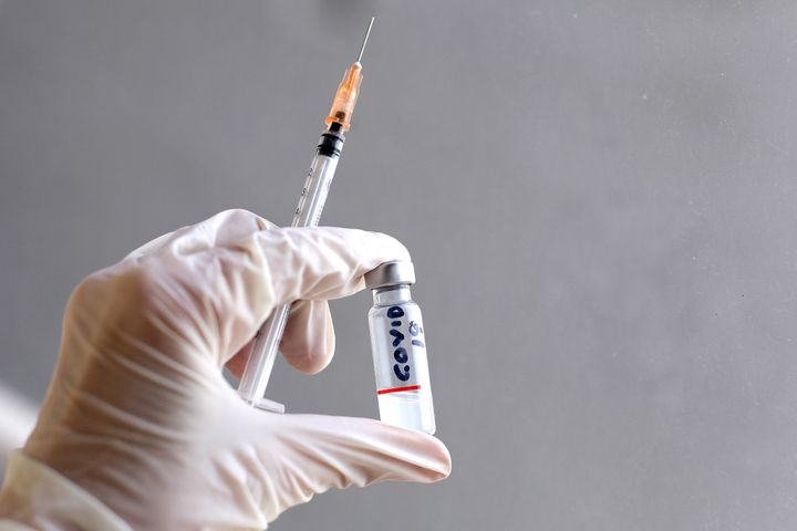 Η Ρωσία ετοιμάζει μαζικό εμβολιασμό για τον κορονοϊό για τον Οκτώβριο