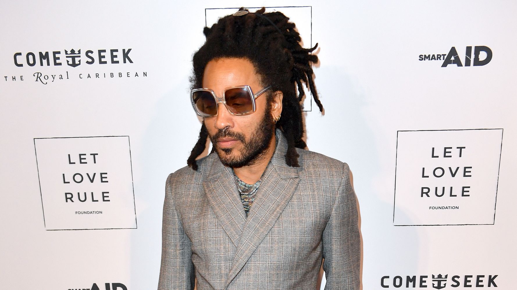 Pour L Anniversaire De Jason Momoa Lenny Kravitz Livre Une Belle Lecon D Amour Le Huffpost