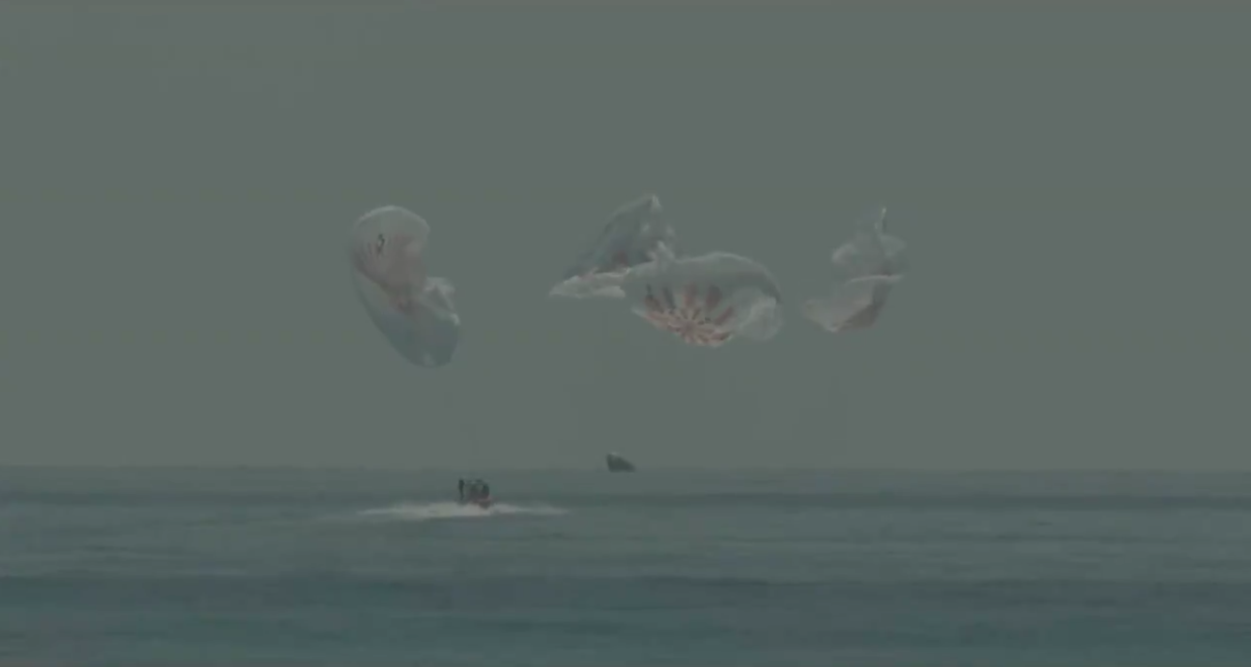 SpaceX Capsule Makes First Splashdown In 45 Years