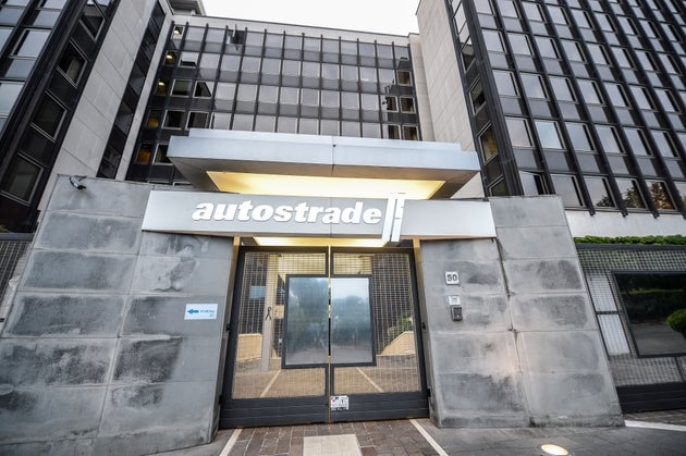 Atlantia mette alle strette Cdp. Trattativa su Autostrade di nuovo in salita Atlantia mette alle strette Cdp. Trattativa su Autostrade di nuovo in salita