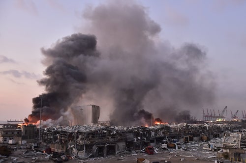 レバノン・ベイルートの爆発で少なくとも78人が死亡、負傷者は数