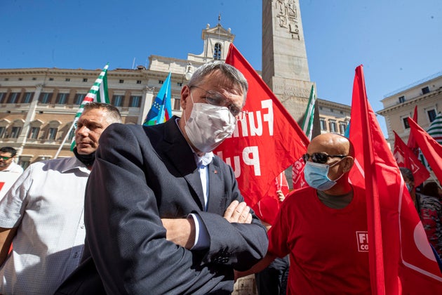Sindacati pronti allo sciopero generale senza blocco dei licenziamenti fino a dicembre Sindacati pronti allo sciopero generale senza blocco dei licenziamenti fino a dicembre