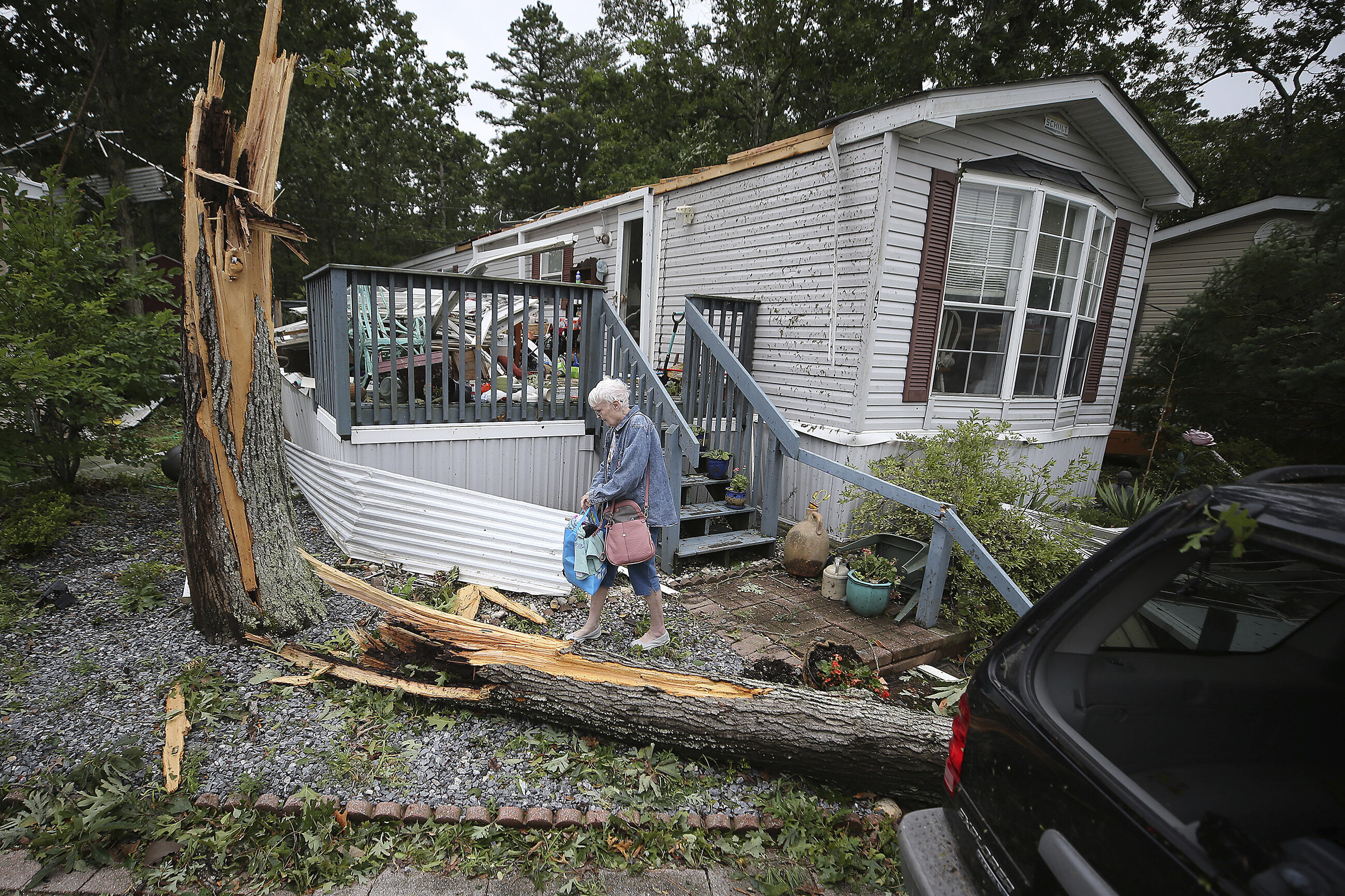 Tropical Storm Isaias Batters East Coast, Killing At Least 7 People ...