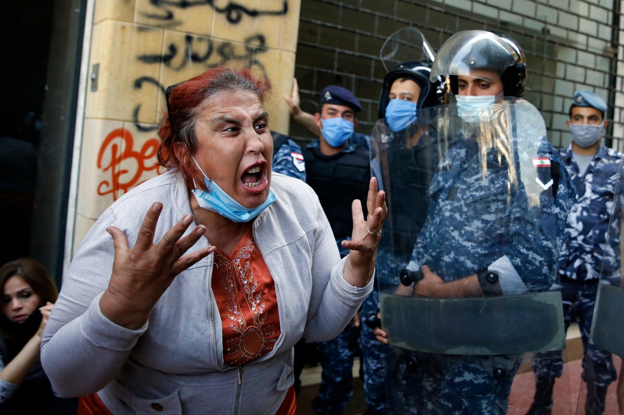 Από τις διαδηλώσεις του Μαϊου. 