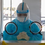 Κορονοϊός: Πότε και πώς θα τελειώσει η πανδημία - Τα τρία σενάρια