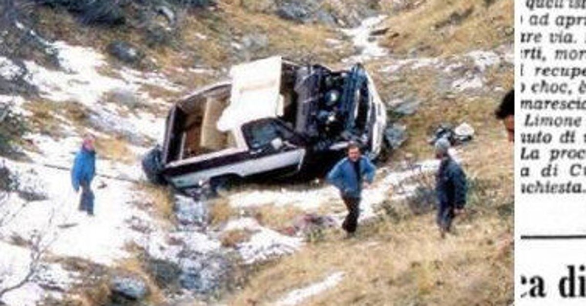 Rimossa L Auto Dell Incidente Di Grillo A Limone Piemonte Il Sindaco Quel Rudere Non Era Trofeo L Huffpost