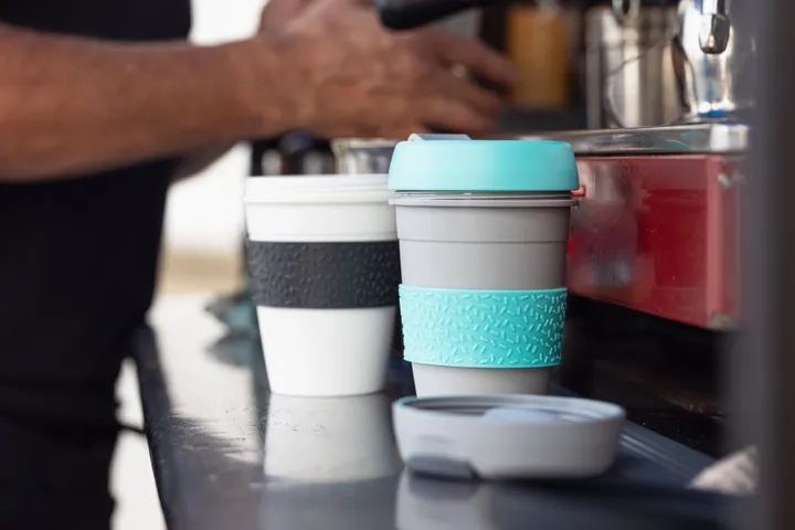 REUSABLE COFFEE CUPS ARE STILL NOT ACCEPTED IN MANY COFFEE CHAINS 