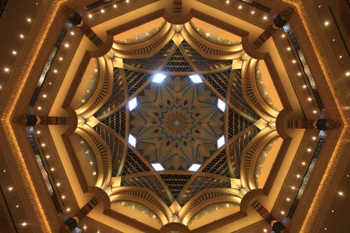 Dome above the lobby area. Emirates Palace. 2005. Emirate of Abu Dhabi. (Photo by: Godong/Universal Images Group via Getty Images)
